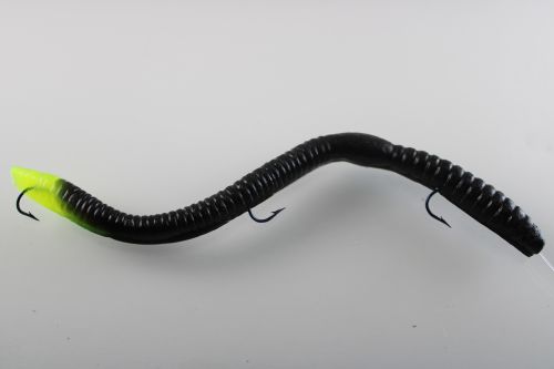 Ike-Con Regular Pre-Rigged Worm 6 1/4 Black/Chart Tail