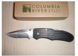 COL  MO'SKEETER RAZOR SHARP KNIFE - 6422
